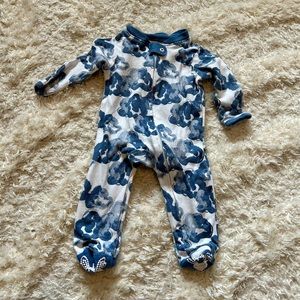 Burt’s Bees- Blue Cloud Newborn Footies Pajamas